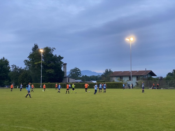 Sportplatz Schwerzi Platz 2 - Mönchaltorf