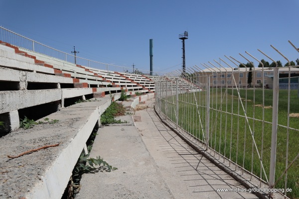 Topalang Stadium - Sariosiyo
