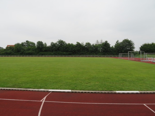 Sportplatz am Ortsrand - Harsum-Borsum
