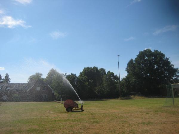 Sportplatz an der Schule - Lübbow