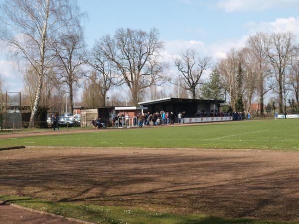 Neumühlenstadion - Beelen