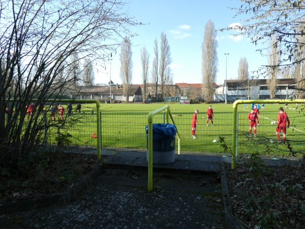 Stadion Neuendorfer Straße - Berlin-Spandau