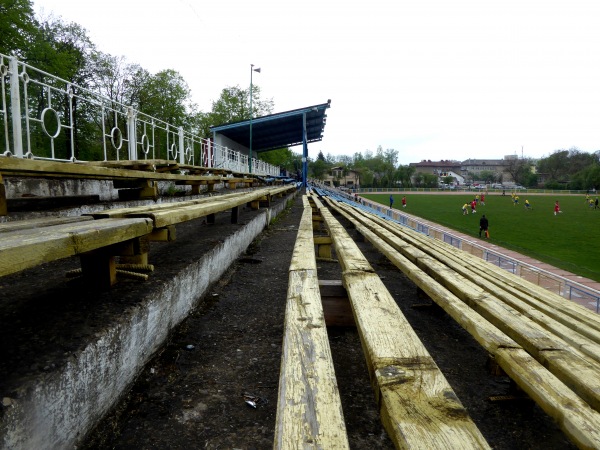 Stadion Naftovyk - Nadvirna