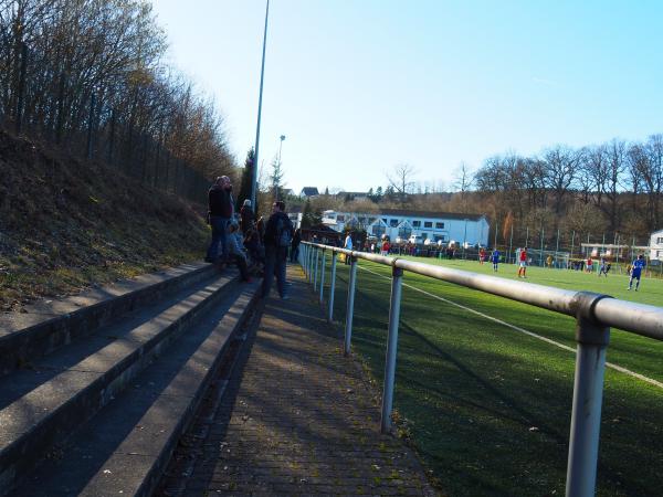 Sportplatz Langewiese - Attendorn-Neu-Listernohl