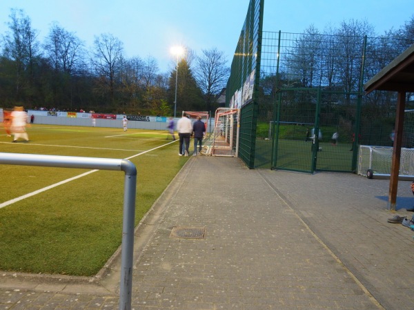 Huckenohl-Stadion Nebenplatz - Menden/Sauerland