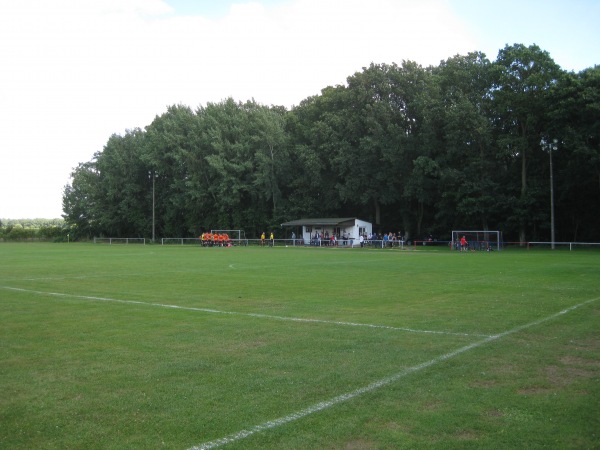 Sportplatz Am Waldrand - Arendsee/Altmark-Sanne-Kerkuhn
