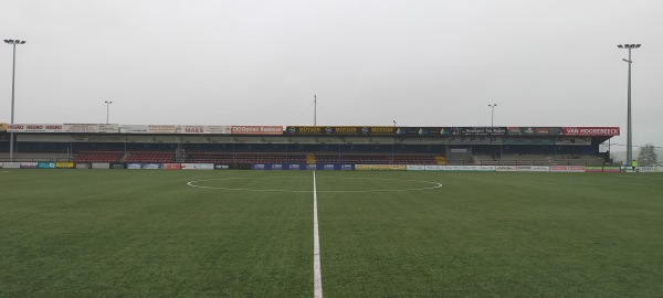 Burgemeester A. Lambertsstadion - Londerzeel