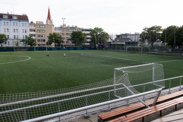 Sportplatz Red Star Auto Platz 2 - Wien
