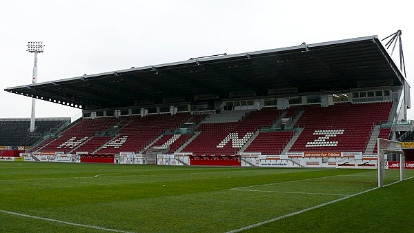 Bruchwegstadion auf dem WOLFGANG FRANK CAMPUS - Mainz