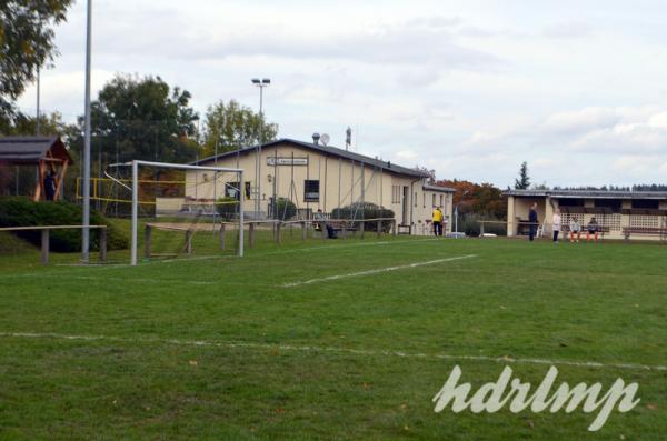 Sportplatz an der Hauptstraße  - Hartmannsgrün-Pfaffengrün