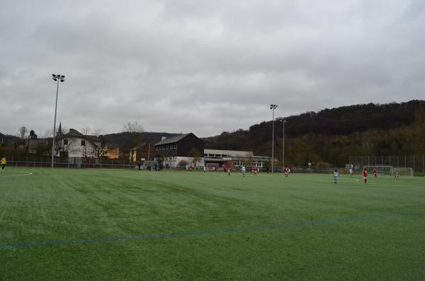 Sportplatz an der Grundschule - Ralingen