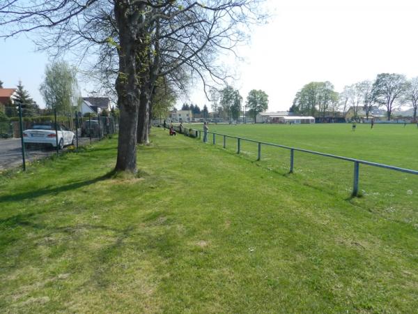 Sportplatz Albersdorfer Straße - Leipzig-Knautkleeberg