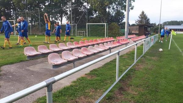 Au-Stadion - Windbergen
