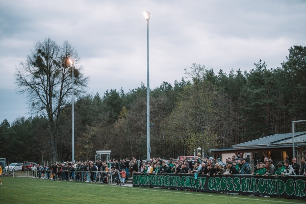 Waldstadion - Großnaundorf