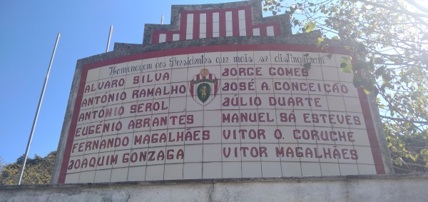 Estádio Fernando Magalhães - Linda-a-Velha