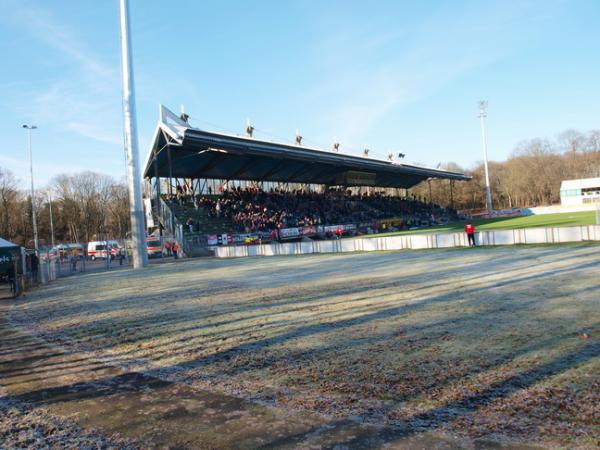 Stadion im Sportpark Höhenberg - Köln-Höhenberg