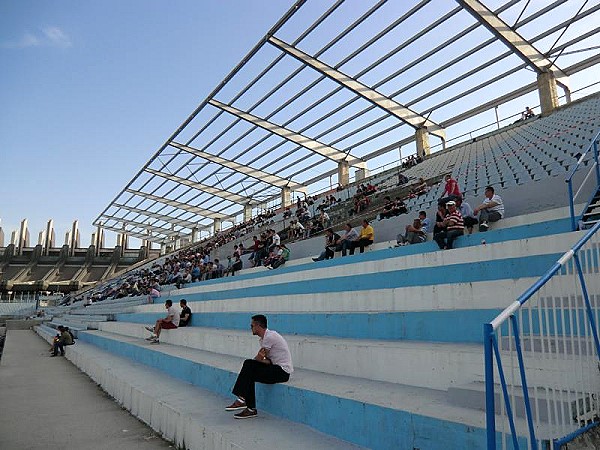 Stadiumi Fadil Vokrri - Prishtinë (Pristina)