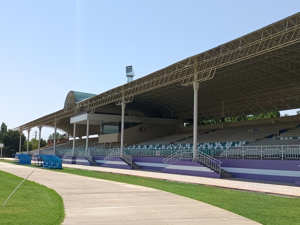 Geolog stadioni - Qarshi (Karshi)