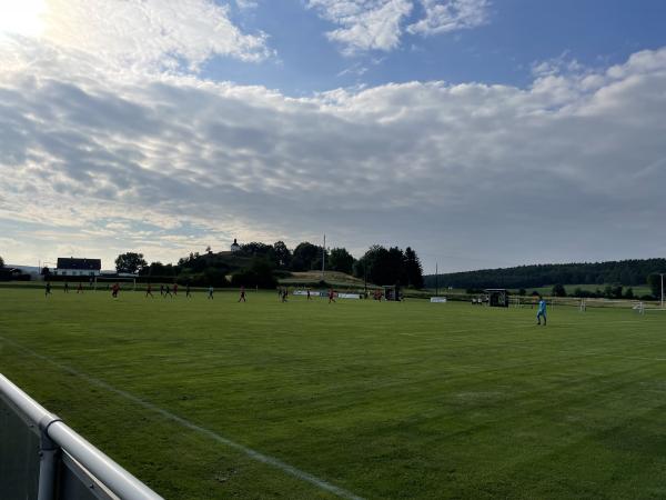 Sportanlage am Hirschhof - Holzheim/Forst 