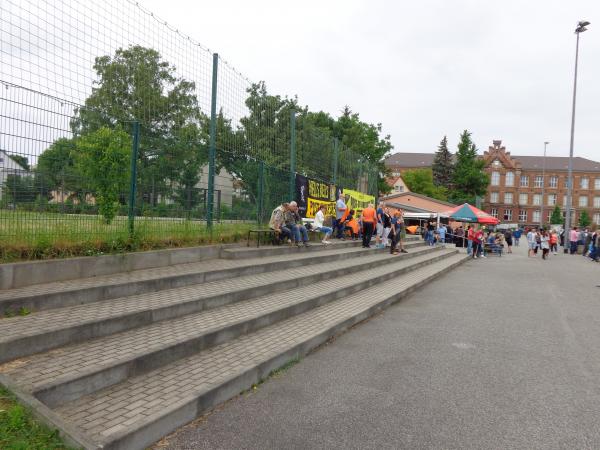 Sportplatz Hebbelstraße - Dresden-Cotta