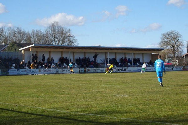 Neuer Sportplatz Haidlfing - Wallersdorf-Haidlfing
