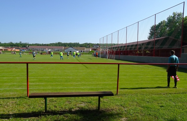 Fotbalové hřiště Oleksovice - Oleksovice