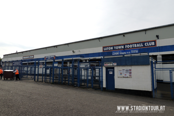 Kenilworth Road Stadium - Luton, Bedfordshire