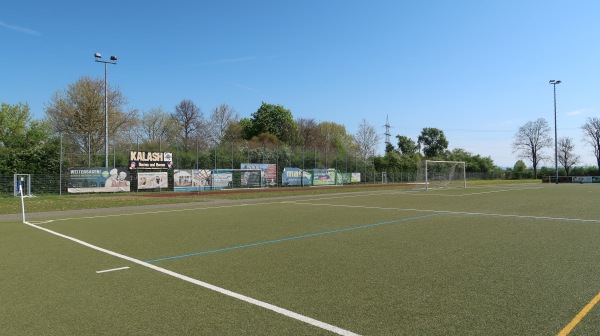Stadion Andernach Nebenplatz - Andernach