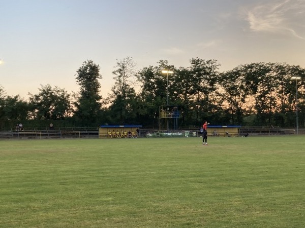 Felsőpakonyi Sportpálya - Felsőpakony