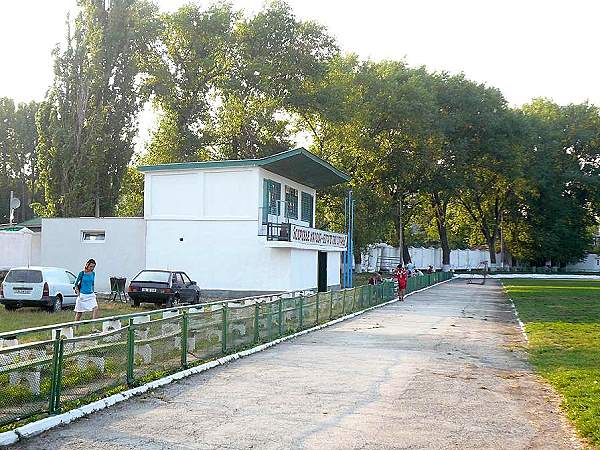 Stadionul Locomotiv - Bălți