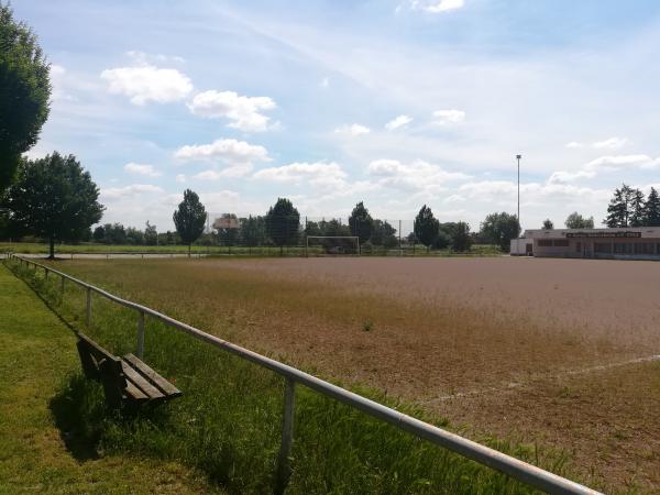 Sportanlage an der Kühweide Platz 2 - Rödersheim-Gronau