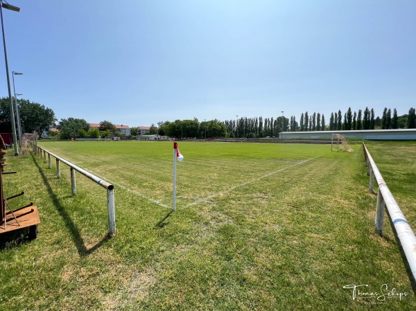 Werner-Seelenbinder-Sportplatz 2 - Brandenburg/Havel