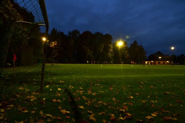 Sportplatz Hinter der Bahn - Vechelde-Groß Gleidingen