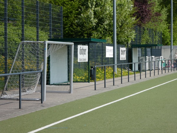 Bezirkssportanlage Am Krausen Bäumchen Platz 2 - Essen/Ruhr-Bergerhausen