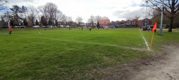 Sportplatz am Dorfgemeinschaftshaus - Bliedersdorf