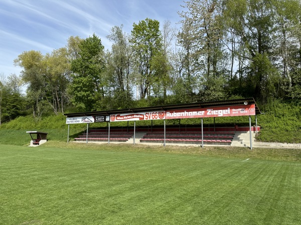 Adam-Holzner-Stadion - Oberbergkirchen