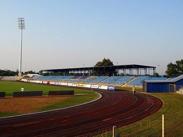 Stadion Branko Čavlović-Čavlek - Karlovac Stadion Branko Čavlović-Čavlek - Karlovac