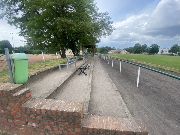 Städtischer Sportplatz Genthin - Genthin