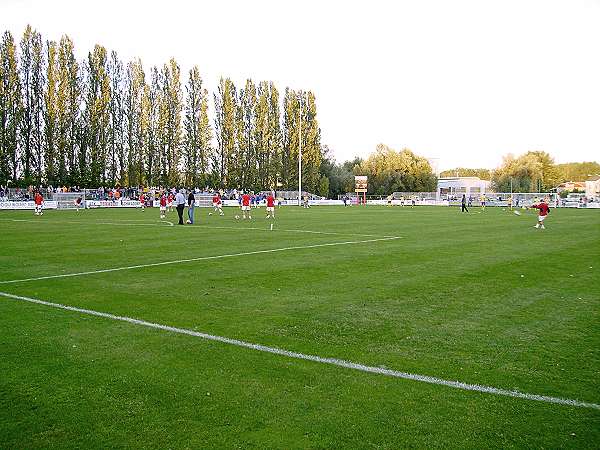 Richard-Gebert-Sportanlage - Schwadorf