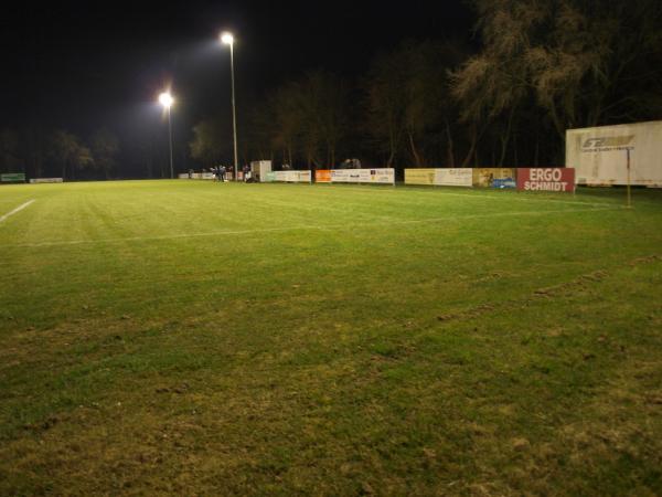 Sportplatz Birkenkampweg - Petershagen/Weser-Quetzen