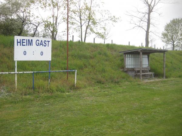 Sportplatz Meseberg - Niedere Börde-Meseberg