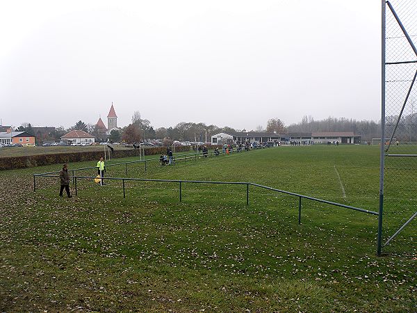 Sportplatz Mannswörth - Mannswörth