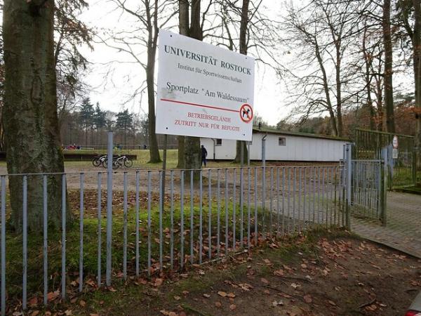 Sportplatz Am Waldessaum der Universität - Rostock