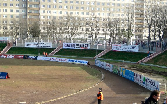 Stadion im Bildungszentrum  - Halle/Saale-Neustadt