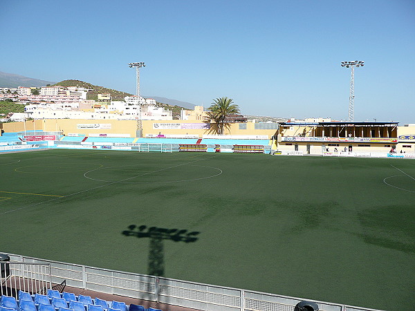 Campo de Fútbol La Palmera - San Isidro, Tenerife, CN