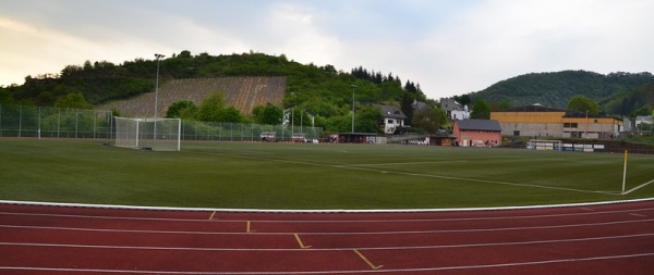 Sportplatz Im Schafsberg - Treis-Karden