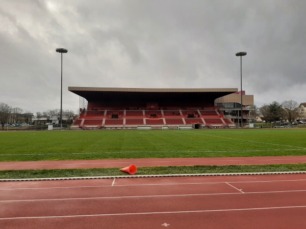 Stade Municipal de Melun - Melun