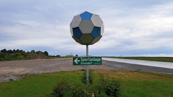 Hirschenbergstadion - Stronsdorf