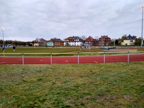 Fritz-Heinrich-Stadion im Sportpark Süd - Bitterfeld-Wolfen