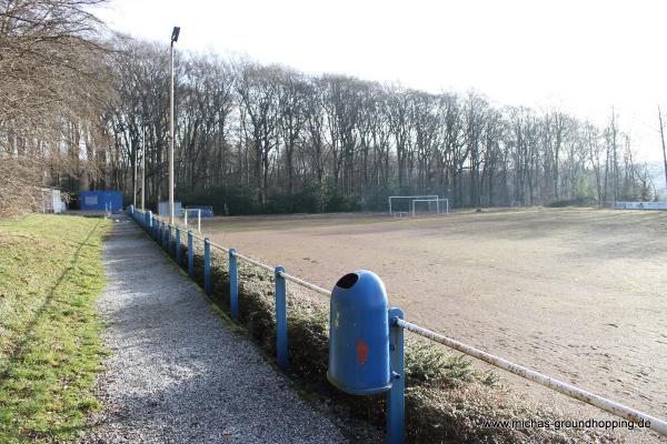 Sportplatz an den Tannen - Schwelm-Linderhausen